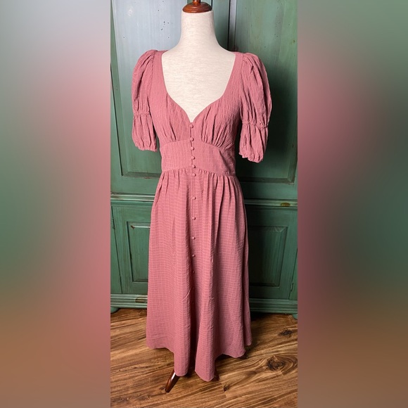 Ted Baker London Dresses & Skirts - Ted Baker Angeia Textured Crepe Button Front MIDI Dress Medium Pink Size Medium
